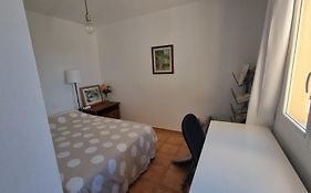 Gilda: Beautiful Spacious Apartment. Seaview From Rooftop Terrace