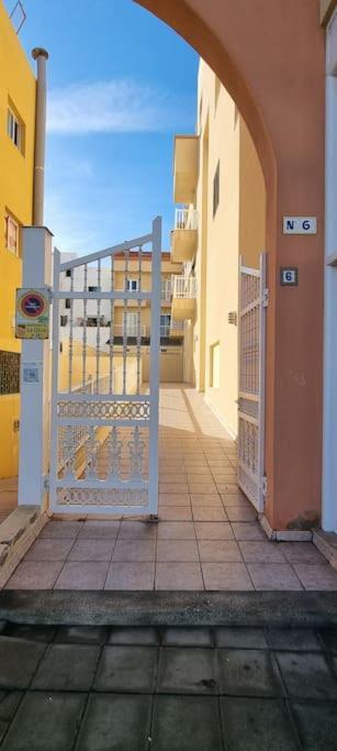 Gilda: Beautiful Spacious Apartment. Seaview From Rooftop Terrace Corralejo Exterior photo